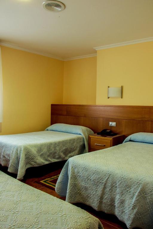 Hotel Mabu Ourense Bilik gambar